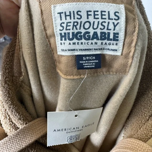 American Eagle Beige Graphic Huggable Hoodie Sweater Oversized Size Small - Picture 12 of 13